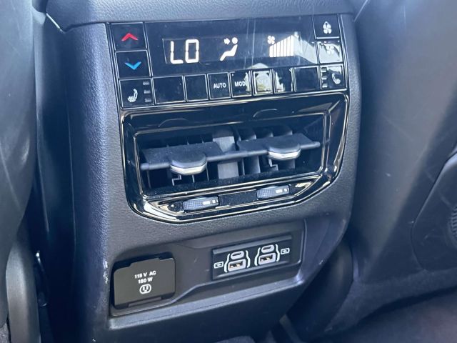 2022 Jeep Grand Cherokee L Overland 4x4
