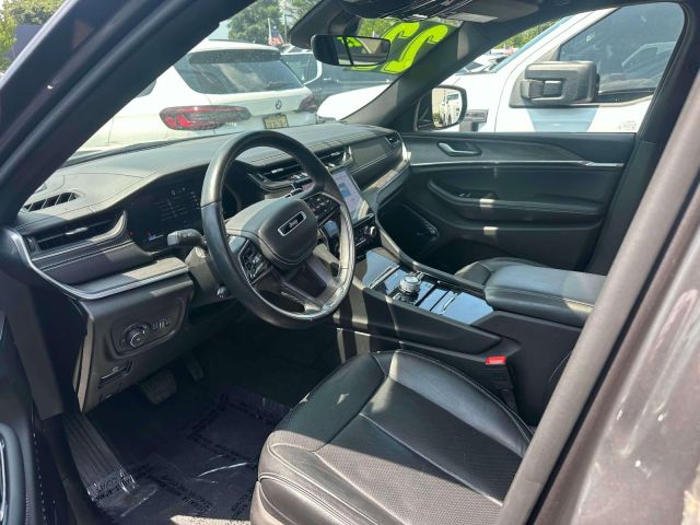 2022 Jeep Grand Cherokee L Overland 4x4