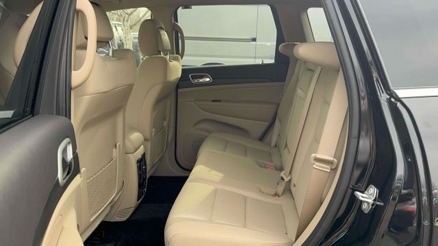 2022 Jeep Grand Cherokee WK Laredo E 4x4