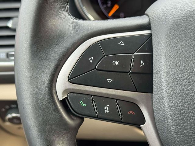 2022 Jeep Grand Cherokee WK Laredo E 4x4