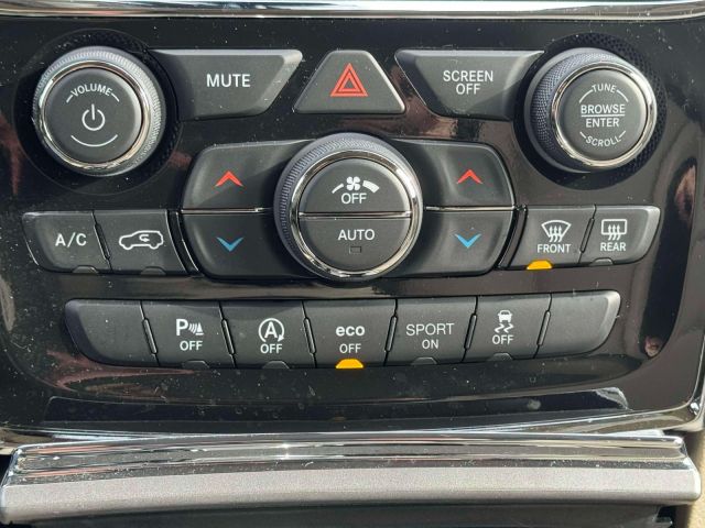 2022 Jeep Grand Cherokee WK Laredo E 4x4