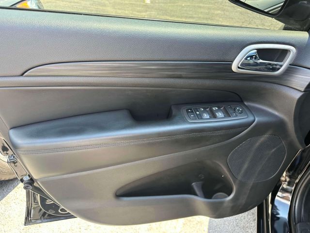 2022 Jeep Grand Cherokee WK Laredo X 4x4