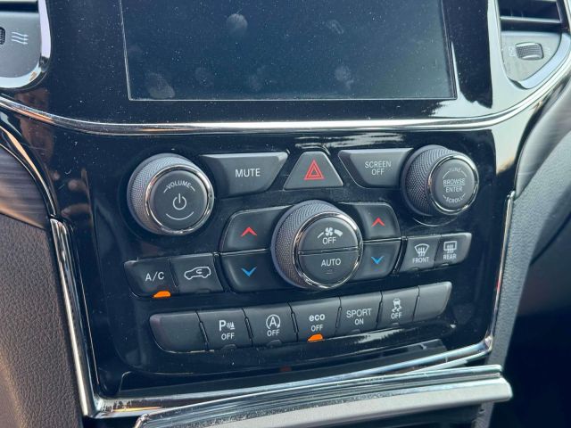 2022 Jeep Grand Cherokee WK Laredo X 4x4