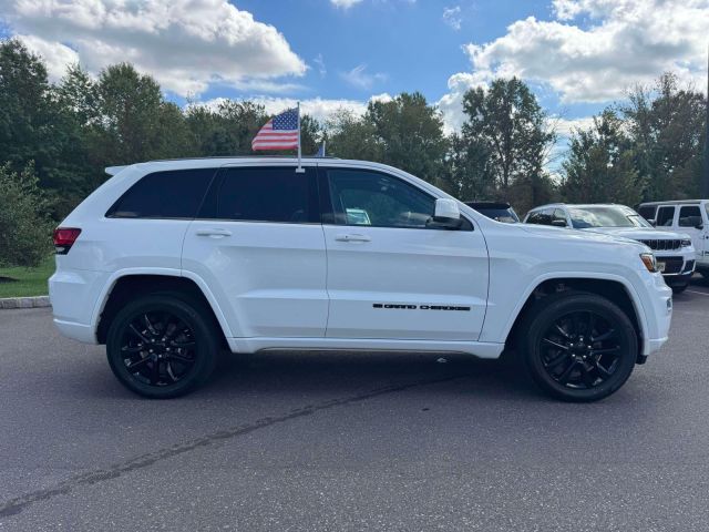 2022 Jeep Grand Cherokee WK Laredo X 4x4 2022 Jeep Grand Cherokee WK Laredo X 4x4
