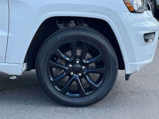 2022 Jeep Grand Cherokee WK Laredo X 4x4 2022 Jeep Grand Cherokee WK Laredo X 4x4