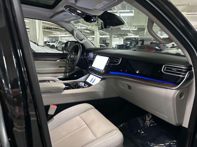 2022 Jeep Grand Wagoneer Series I 4x4