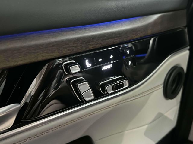 2022 Jeep Grand Wagoneer Series I 4x4