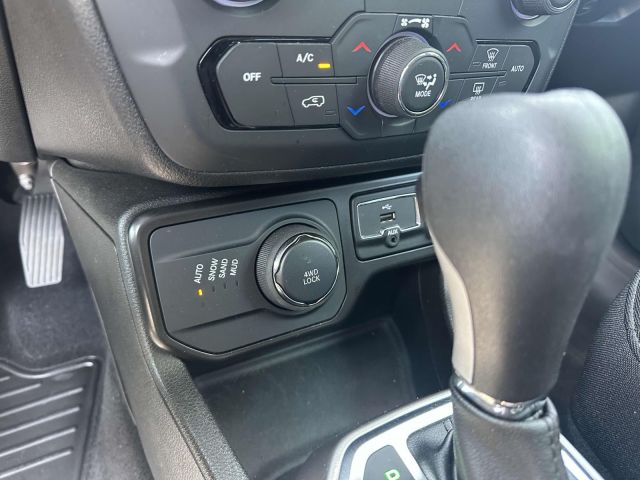 2022 Jeep Renegade Latitude 4x4