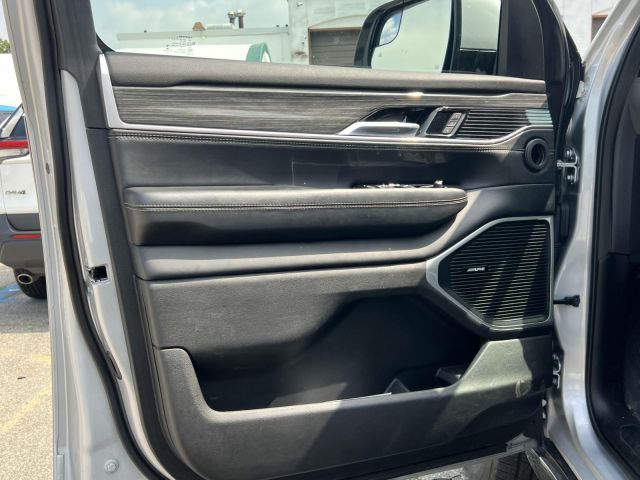 2022 Jeep Wagoneer Series III 4x4