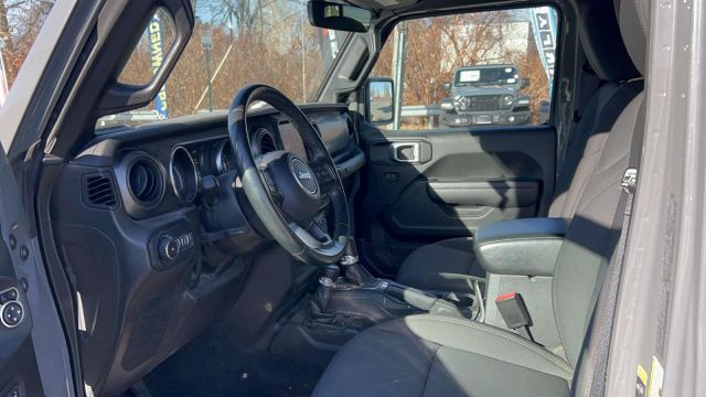 2022 Jeep Wrangler Unlimited Willys 4x4 2022 Jeep Wrangler Unlimited Willys 4x4