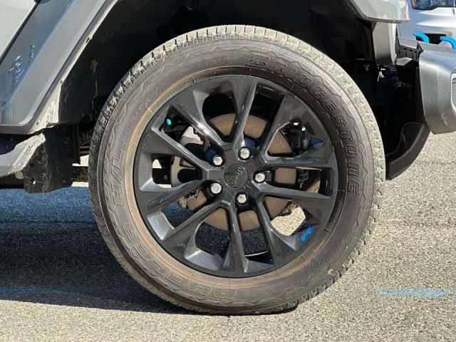 2022 Jeep Wrangler 4xe Unlimited Sahara 4x4 2022 Jeep Wrangler 4xe Unlimited Sahara 4x4