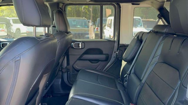 2022 Jeep Wrangler 4xe Unlimited Sahara 4x4 2022 Jeep Wrangler 4xe Unlimited Sahara 4x4