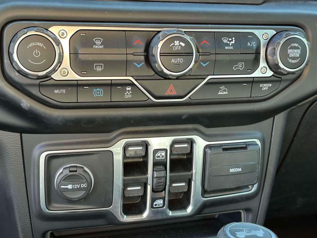 2022 Jeep Wrangler 4xe Unlimited Sahara 4x4 2022 Jeep Wrangler 4xe Unlimited Sahara 4x4