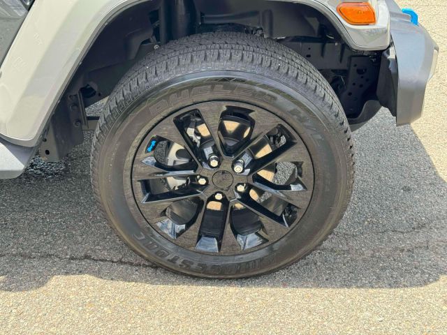 2022 Jeep Wrangler 4xe Unlimited Sahara 4x4