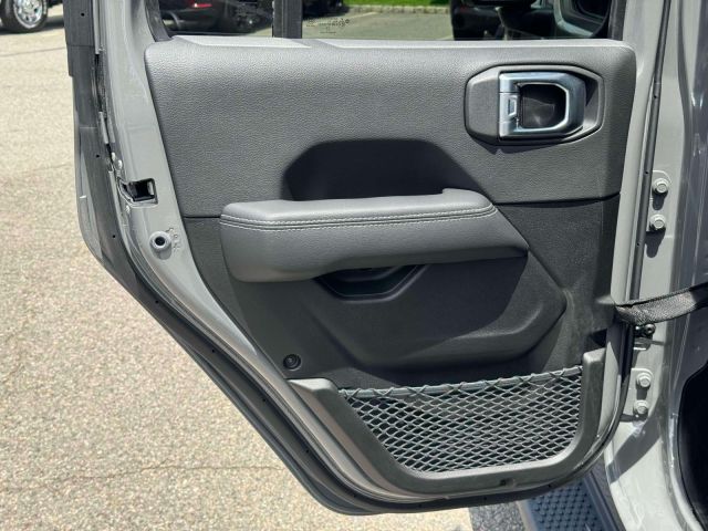 2022 Jeep Wrangler 4xe Unlimited Sahara 4x4