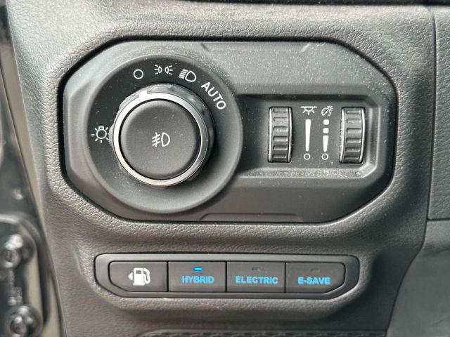 2022 Jeep Wrangler 4xe Unlimited Sahara 4x4