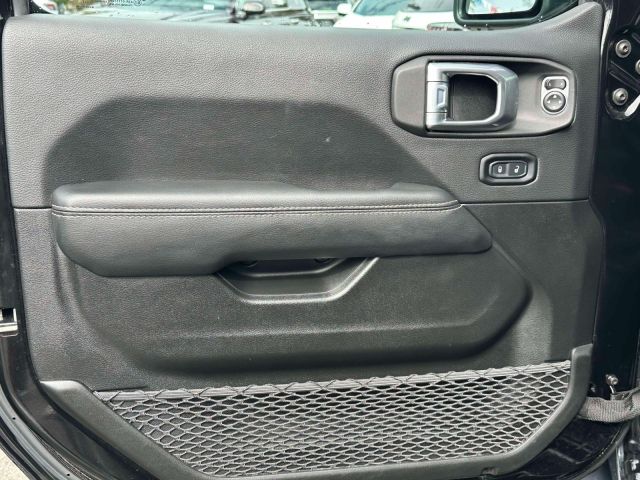 2022 Jeep Wrangler 4xe Unlimited Sahara 4x4 2022 Jeep Wrangler 4xe Unlimited Sahara 4x4