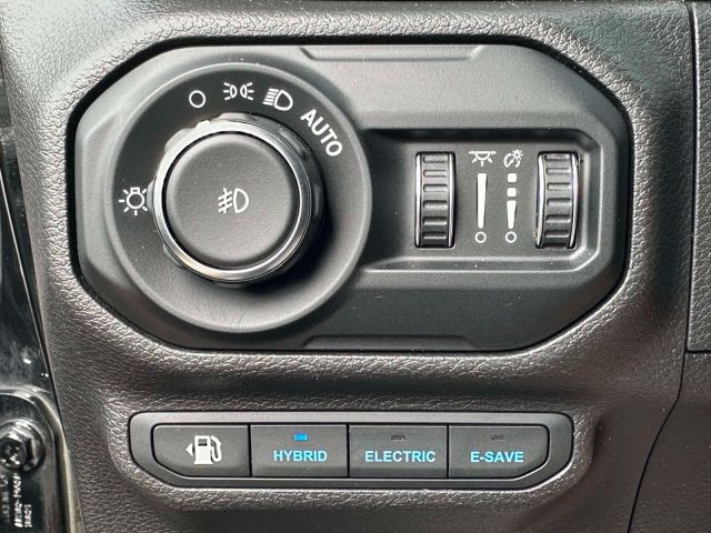 2022 Jeep Wrangler 4xe Unlimited Sahara 4x4 2022 Jeep Wrangler 4xe Unlimited Sahara 4x4