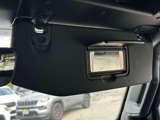 2022 Jeep Wrangler 4xe Unlimited Sahara 4x4 2022 Jeep Wrangler 4xe Unlimited Sahara 4x4