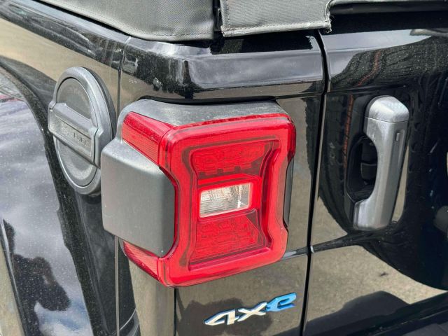 2022 Jeep Wrangler 4xe Unlimited Sahara 4x4