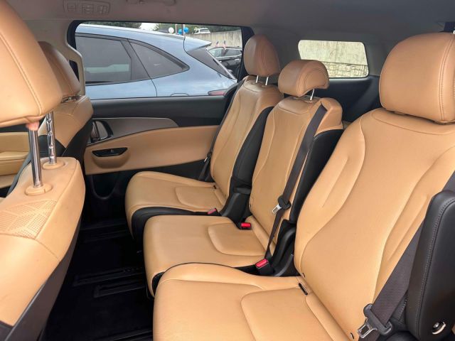 2022 Kia Carnival LXS FWD
