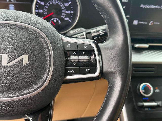 2022 Kia Carnival LXS FWD