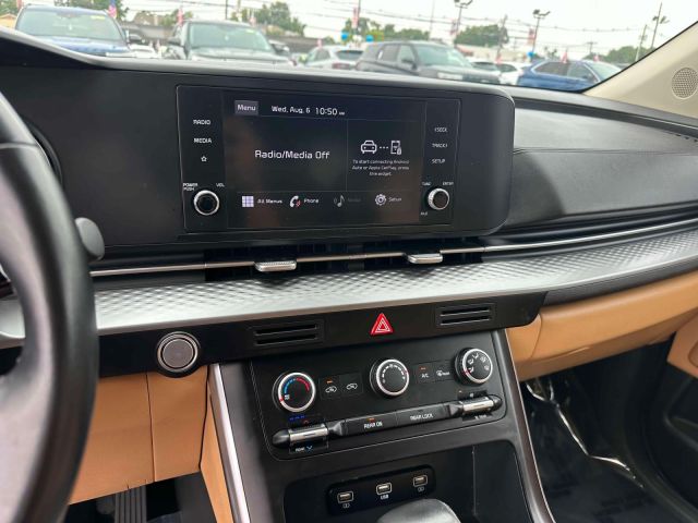 2022 Kia Carnival LXS FWD