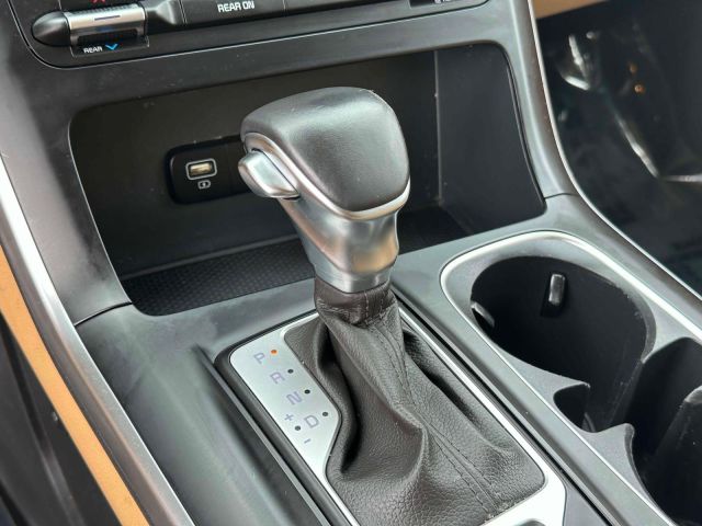 2022 Kia Carnival LXS FWD