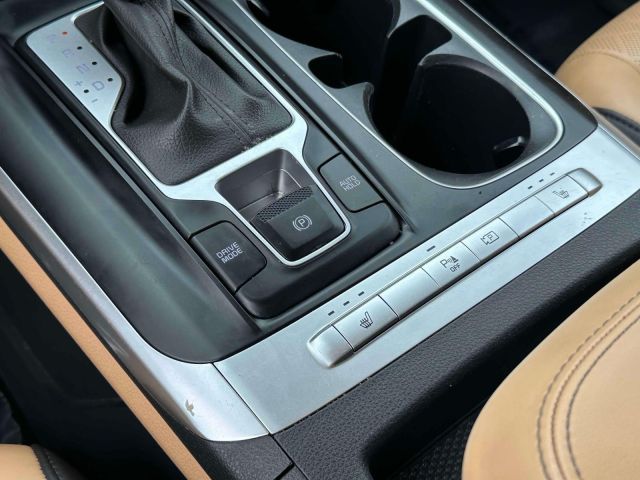 2022 Kia Carnival LXS FWD