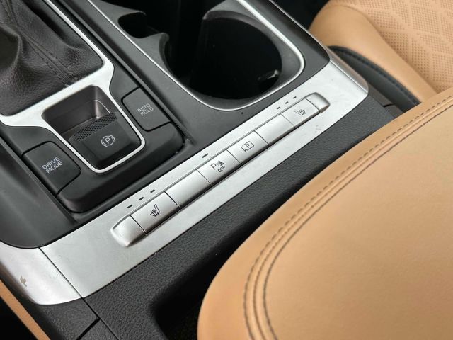 2022 Kia Carnival LXS FWD