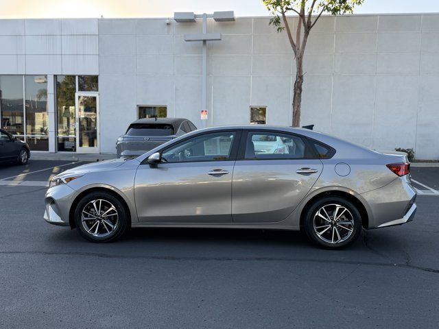 2022 Kia Forte LXS 2022 Kia Forte LXS