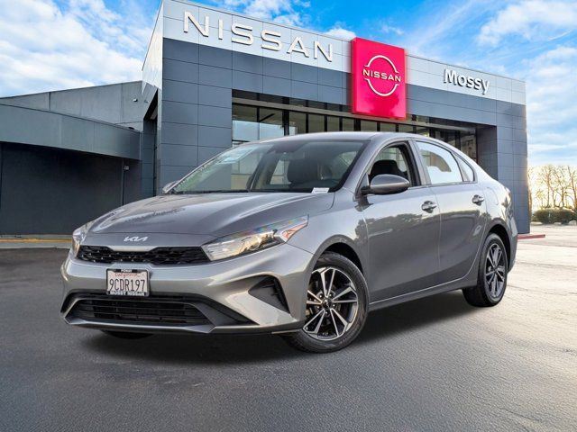 2022 Kia Forte LXS 2022 Kia Forte LXS