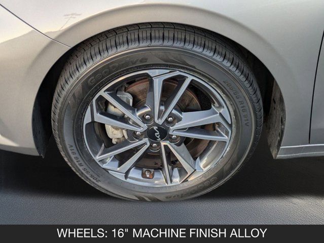 2022 Kia Forte LXS 2022 Kia Forte LXS