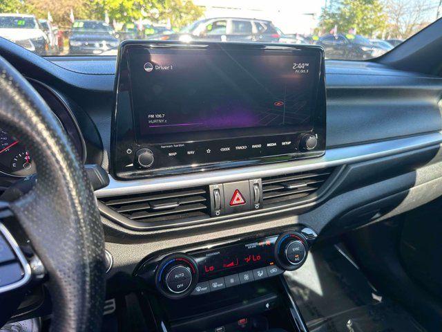 2022 Kia Forte GT-Line 2022 Kia Forte GT-Line