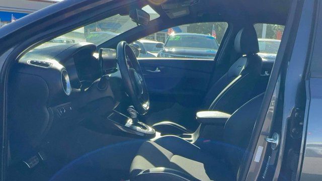 2022 Kia Forte GT-Line 2022 Kia Forte GT-Line