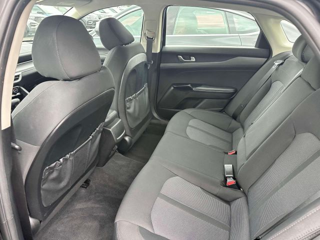 2022 Kia K5 LXS Auto FWD