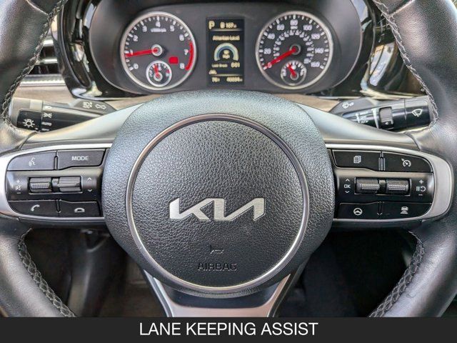 2022 Kia K5 EX 2022 Kia K5 EX