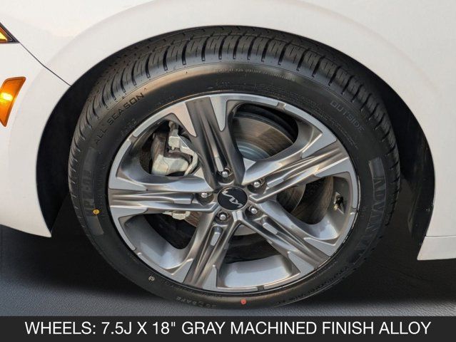 2022 Kia K5 EX 2022 Kia K5 EX