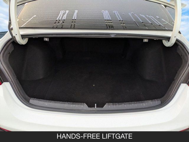 2022 Kia K5 EX 2022 Kia K5 EX