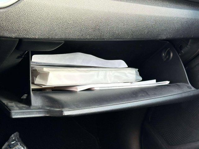 2022 Kia Niro LX 2022 Kia Niro LX