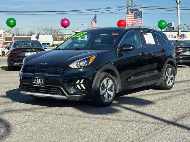 2022 Kia Niro LX 2022 Kia Niro LX