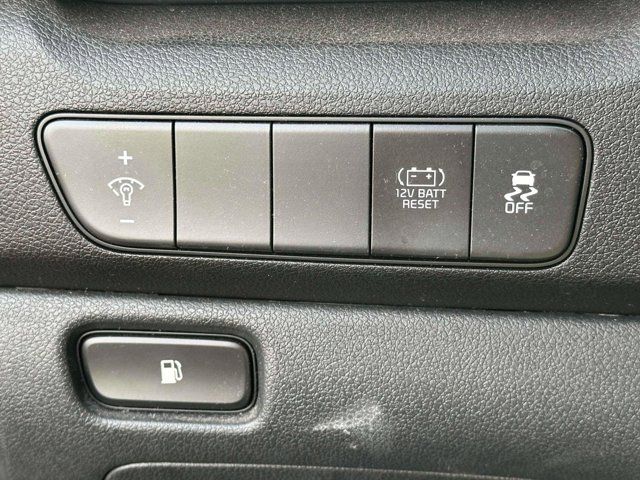 2022 Kia Niro LX 2022 Kia Niro LX