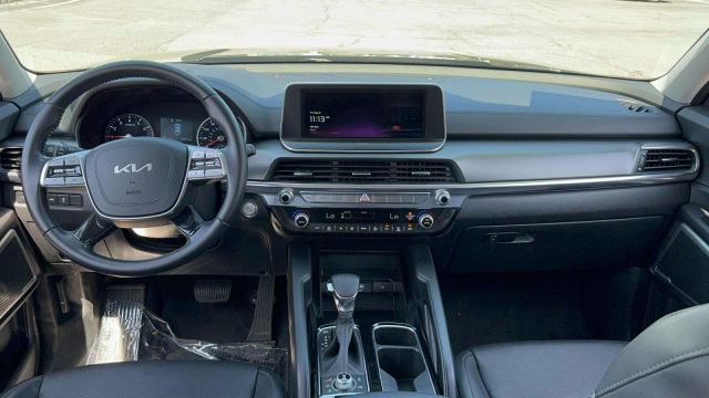 2022 Kia Telluride LX AWD