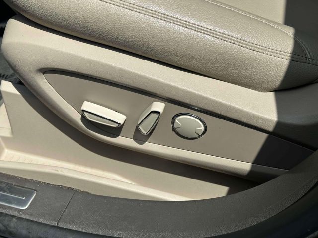 2022 Lincoln Nautilus Standard AWD