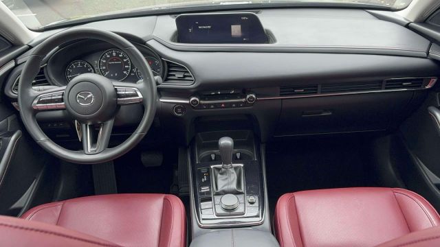 2022 Mazda CX-30 2.5 S Carbon Edition AWD 2022 Mazda CX-30 2.5 S Carbon Edition AWD