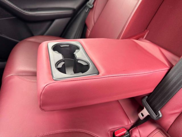 2022 Mazda CX-30 2.5 S Carbon Edition AWD 2022 Mazda CX-30 2.5 S Carbon Edition AWD