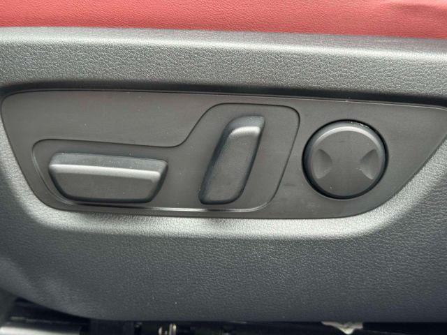 2022 Mazda CX-30 2.5 S Carbon Edition AWD 2022 Mazda CX-30 2.5 S Carbon Edition AWD