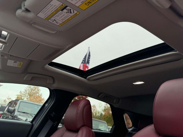 2022 Mazda CX-30 2.5 S Carbon Edition AWD 2022 Mazda CX-30 2.5 S Carbon Edition AWD