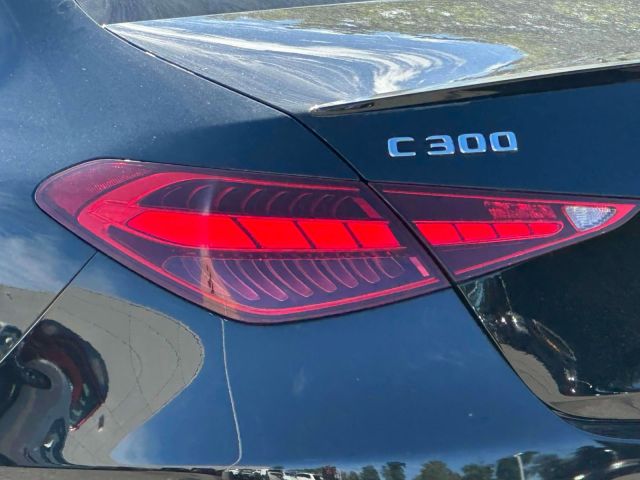 2022 Mercedes-Benz C-Class C 300 4MATIC Sedan