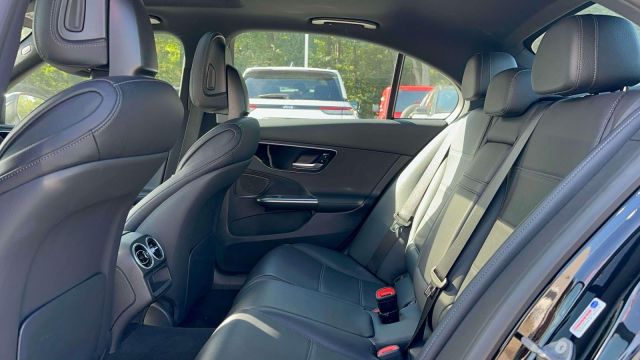 2022 Mercedes-Benz C-Class C 300 4MATIC Sedan
